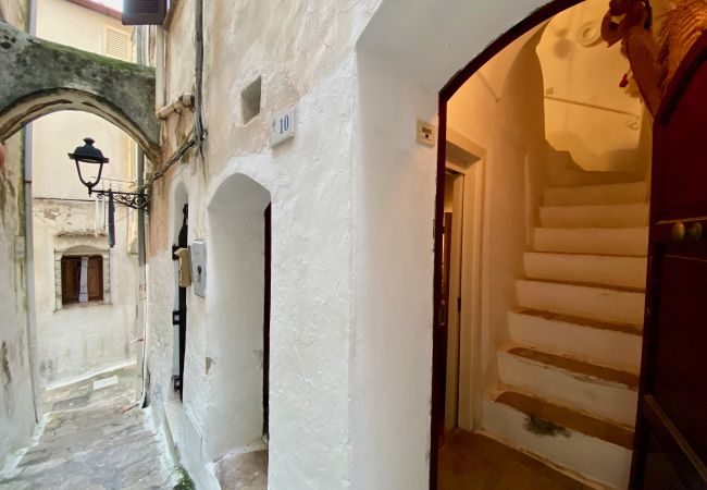 Appartamento a Sperlonga - Palazzo storico indipendente con terrazza sul mare Appartamento a Sperlonga - Palazzo storico indipendente con terrazza sul mare