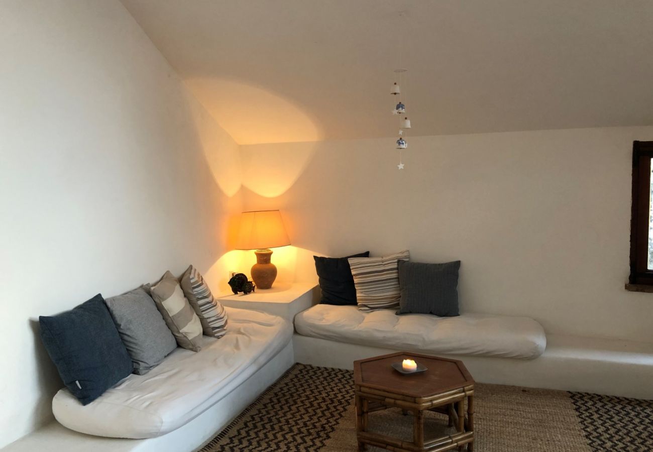 Appartamento a Sperlonga - Palazzo storico indipendente con terrazza sul mare Appartamento a Sperlonga - Palazzo storico indipendente con terrazza sul mare