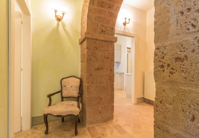 Appartamento a Bolsena - Il Casale del Sughereto - appartamento in villa da sogno con piscina Appartamento a Bolsena - Il Casale del Sughereto - appartamento in villa da sogno con piscina