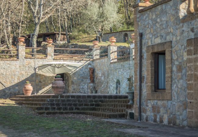 Appartamento a Bolsena - Il Casale del Sughereto - appartamento in villa da sogno con piscina Appartamento a Bolsena - Il Casale del Sughereto - appartamento in villa da sogno con piscina