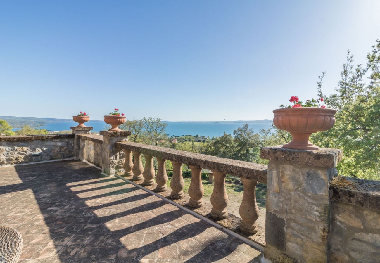 Appartamento a Bolsena - Il Casale del Sughereto - appartamento in villa da sogno con piscina Appartamento a Bolsena - Il Casale del Sughereto - appartamento in villa da sogno con piscina