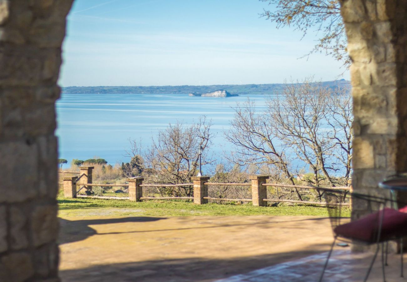 Appartamento a Bolsena - Il Casale del Sughereto - appartamento in villa da sogno con piscina Appartamento a Bolsena - Il Casale del Sughereto - appartamento in villa da sogno con piscina