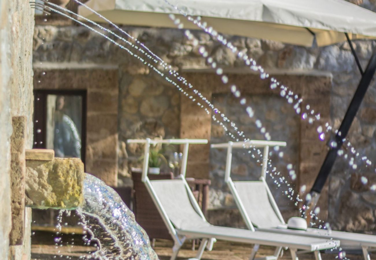 Appartamento a Bolsena - Il Casale del Sughereto - appartamento in villa da sogno con piscina Appartamento a Bolsena - Il Casale del Sughereto - appartamento in villa da sogno con piscina