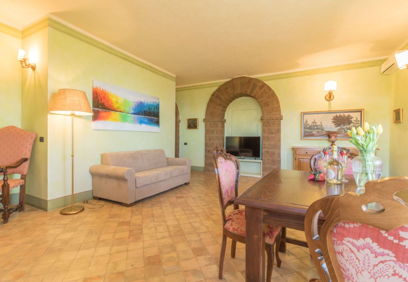 Appartamento a Bolsena - Il Casale del Sughereto - appartamento in villa da sogno con piscina Appartamento a Bolsena - Il Casale del Sughereto - appartamento in villa da sogno con piscina