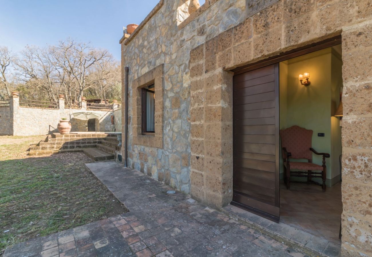 Appartamento a Bolsena - Il Casale del Sughereto - appartamento in villa da sogno con piscina Appartamento a Bolsena - Il Casale del Sughereto - appartamento in villa da sogno con piscina