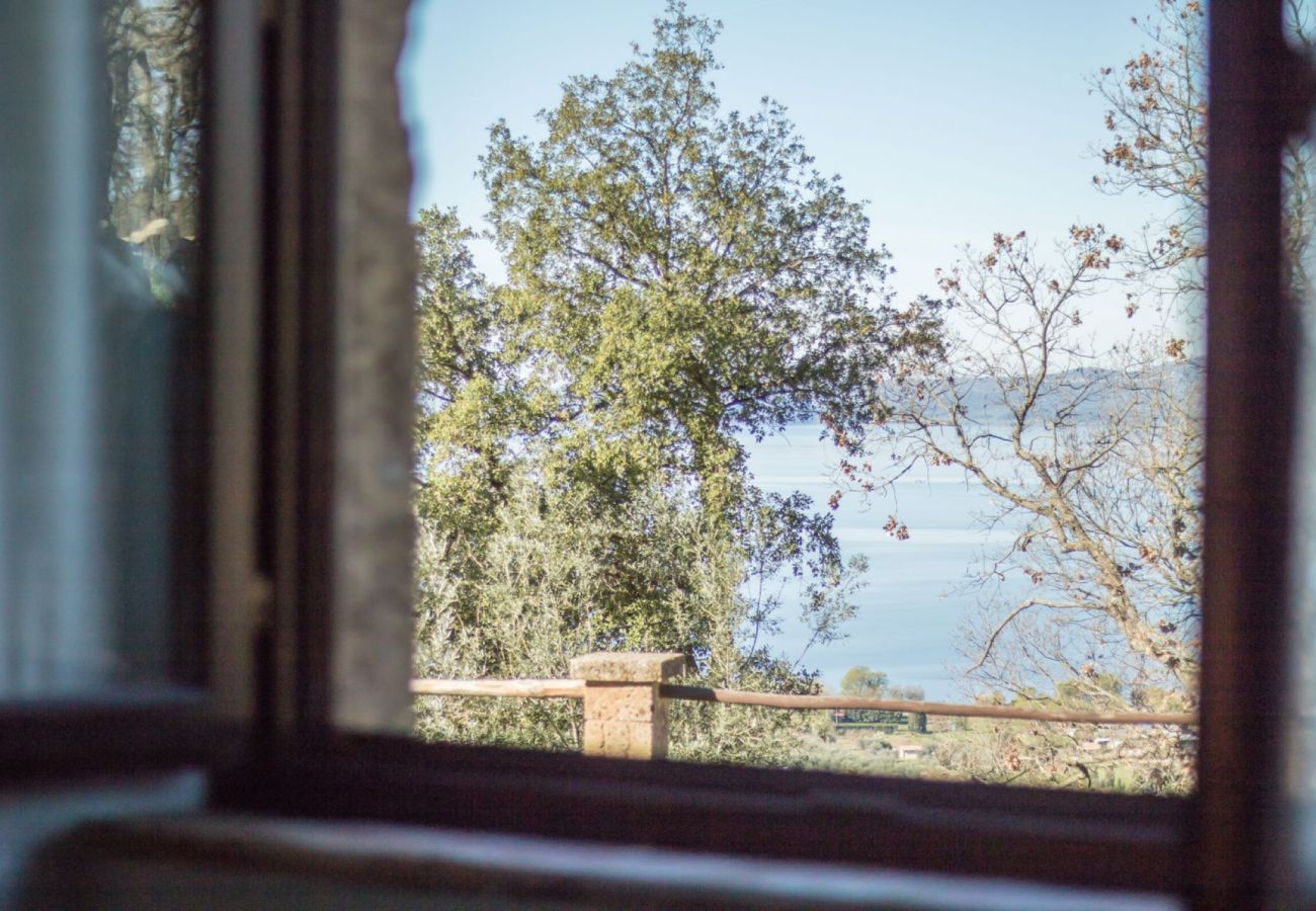 Appartamento a Bolsena - Il Casale del Sughereto - appartamento in villa da sogno con piscina Appartamento a Bolsena - Il Casale del Sughereto - appartamento in villa da sogno con piscina