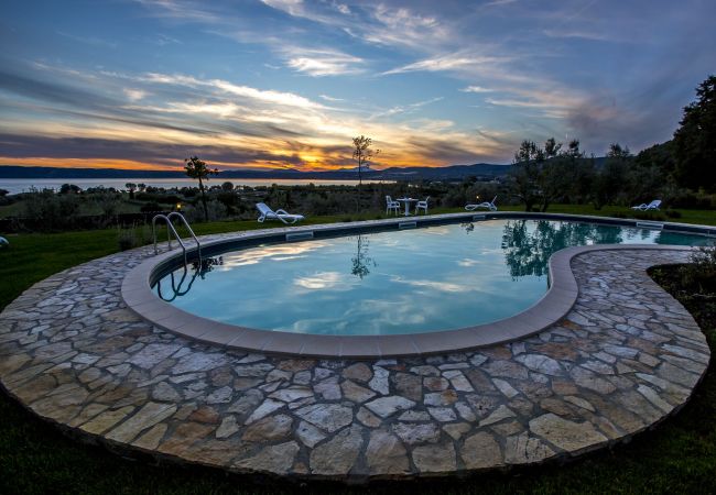 Appartamento a Bolsena - Parco di Canuleio - Casa Verde Appartamento a Bolsena - Parco di Canuleio - Casa Verde