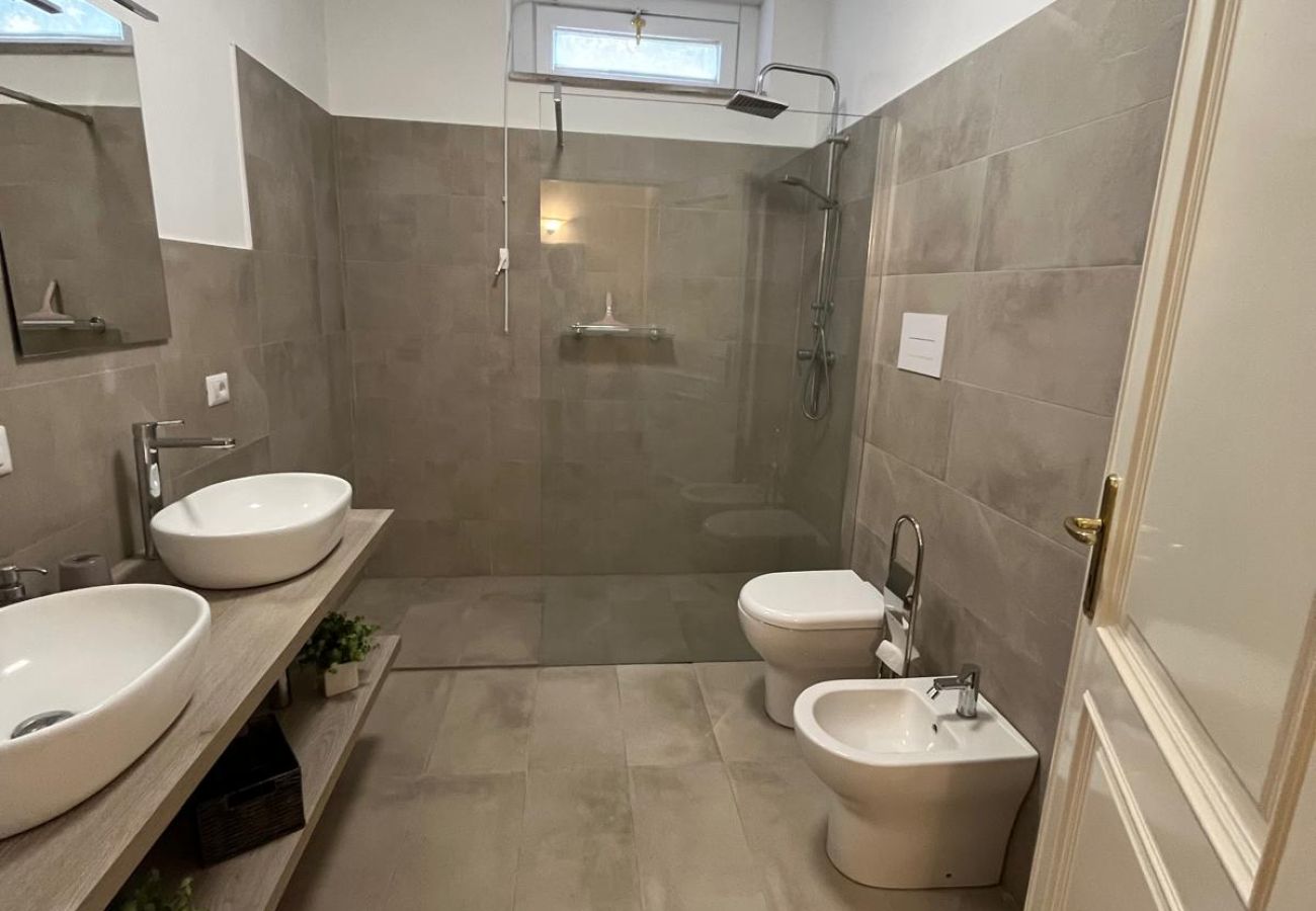 Villa a Bolsena - Casale - Villa Montesegnale