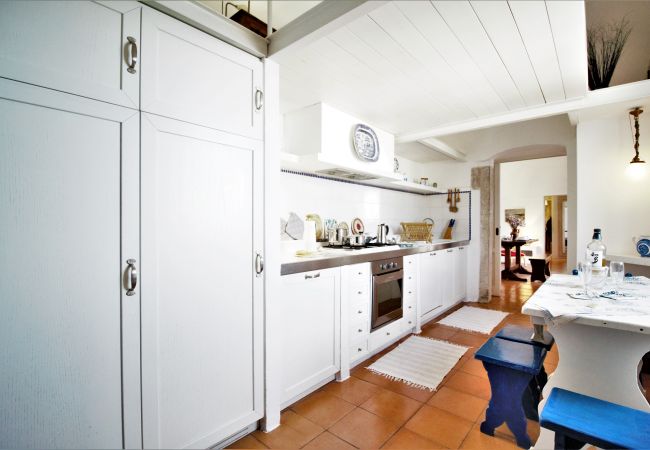 Ferienwohnung in Sperlonga -  Panorama-Drei-Zimmer-Apartment im historischen Zentrum Ferienwohnung in Sperlonga -  Panorama-Drei-Zimmer-Apartment im historischen Zentrum
