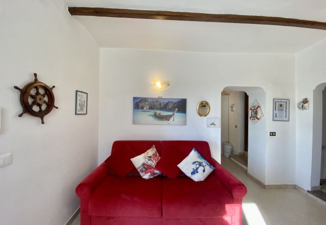 Ferienwohnung in Sperlonga - Haus mit Terrasse mit Blick auf das Meer und Parkplatz Ferienwohnung in Sperlonga - Haus mit Terrasse mit Blick auf das Meer und Parkplatz