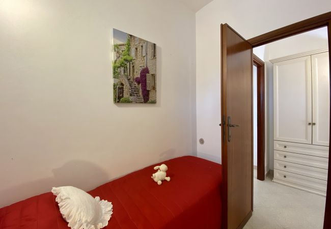Ferienwohnung in Sperlonga - Haus mit Terrasse mit Blick auf das Meer und Parkplatz Ferienwohnung in Sperlonga - Haus mit Terrasse mit Blick auf das Meer und Parkplatz