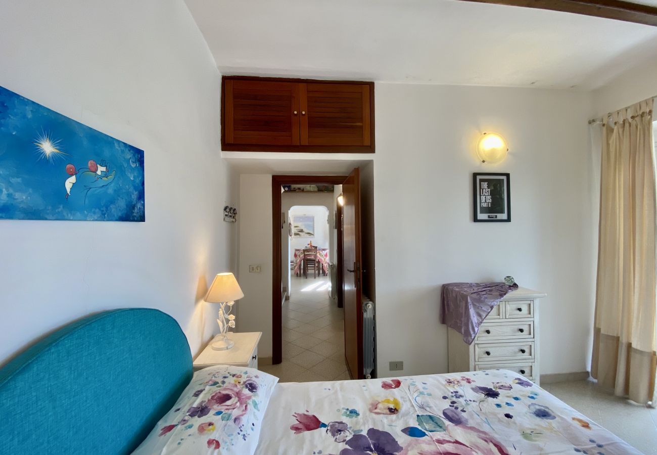 Ferienwohnung in Sperlonga - Haus mit Terrasse mit Blick auf das Meer und Parkplatz Ferienwohnung in Sperlonga - Haus mit Terrasse mit Blick auf das Meer und Parkplatz