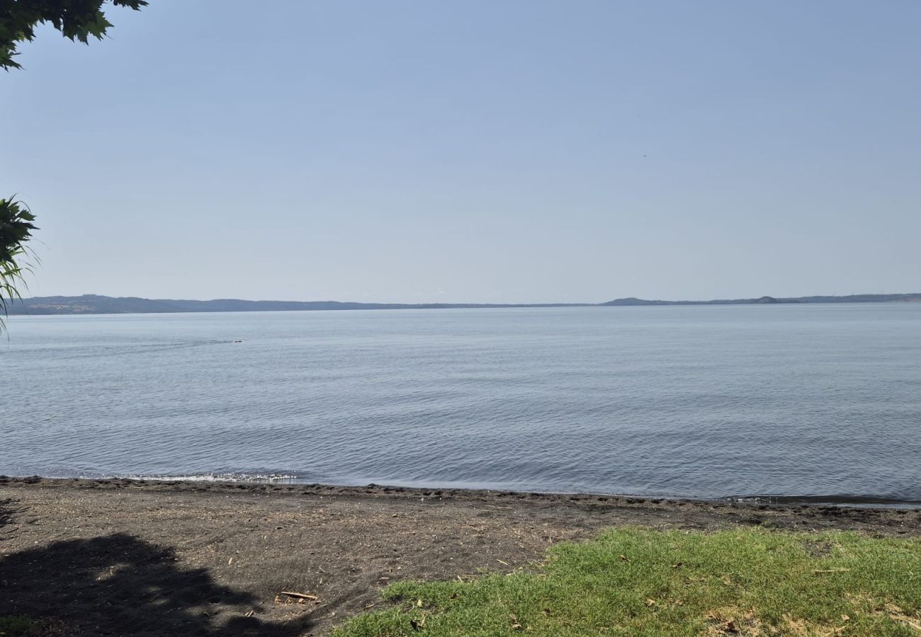Ferienwohnung in Bolsena - Lakeside Gardens Green Retreat