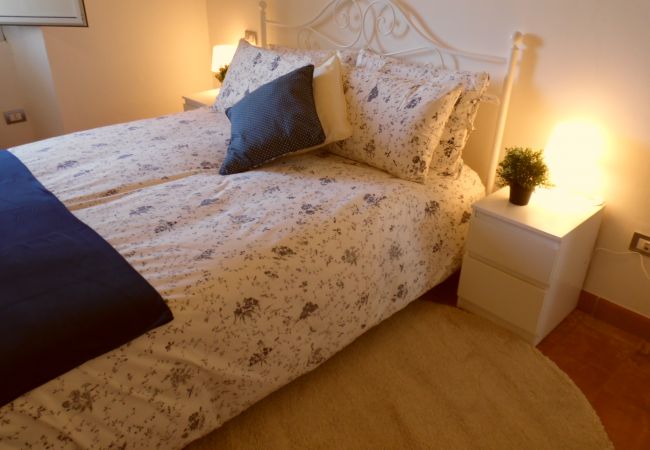 double bedroom in the country house Vallalta at Lake Bolsena double bedroom in the country house Vallalta at Lake Bolsena