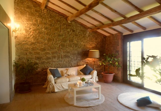 living room in the country house Vallalta in Montefiascone living room in the country house Vallalta in Montefiascone