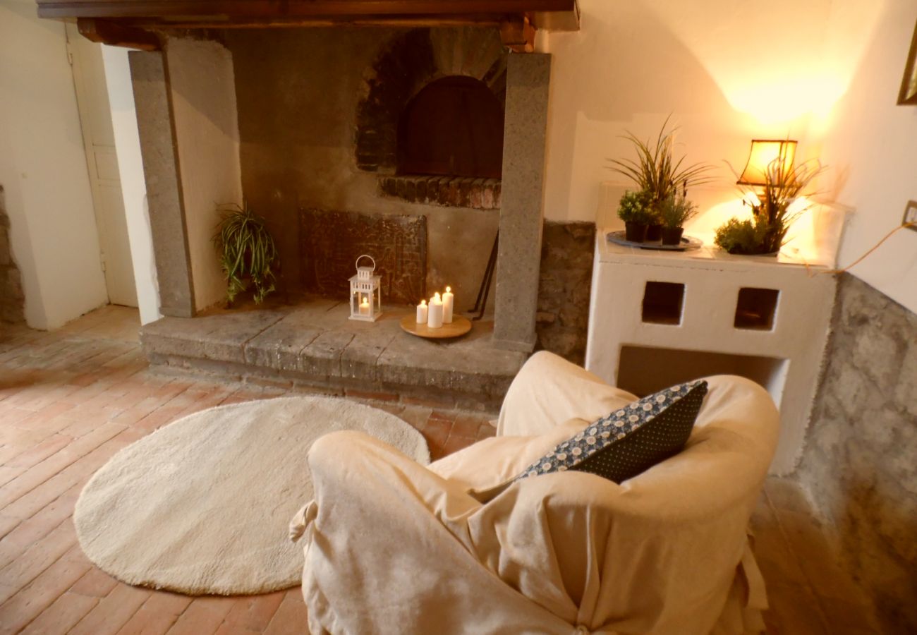 entrance of the country house Vallalta at Lake Bolsena entrance of the country house Vallalta at Lake Bolsena