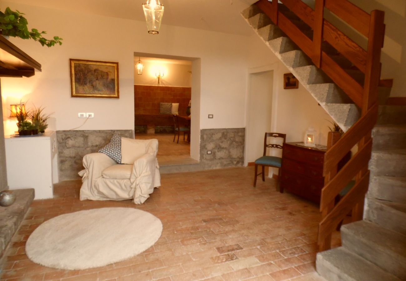 entrance of the country house Vallalta at Lake Bolsena entrance of the country house Vallalta at Lake Bolsena