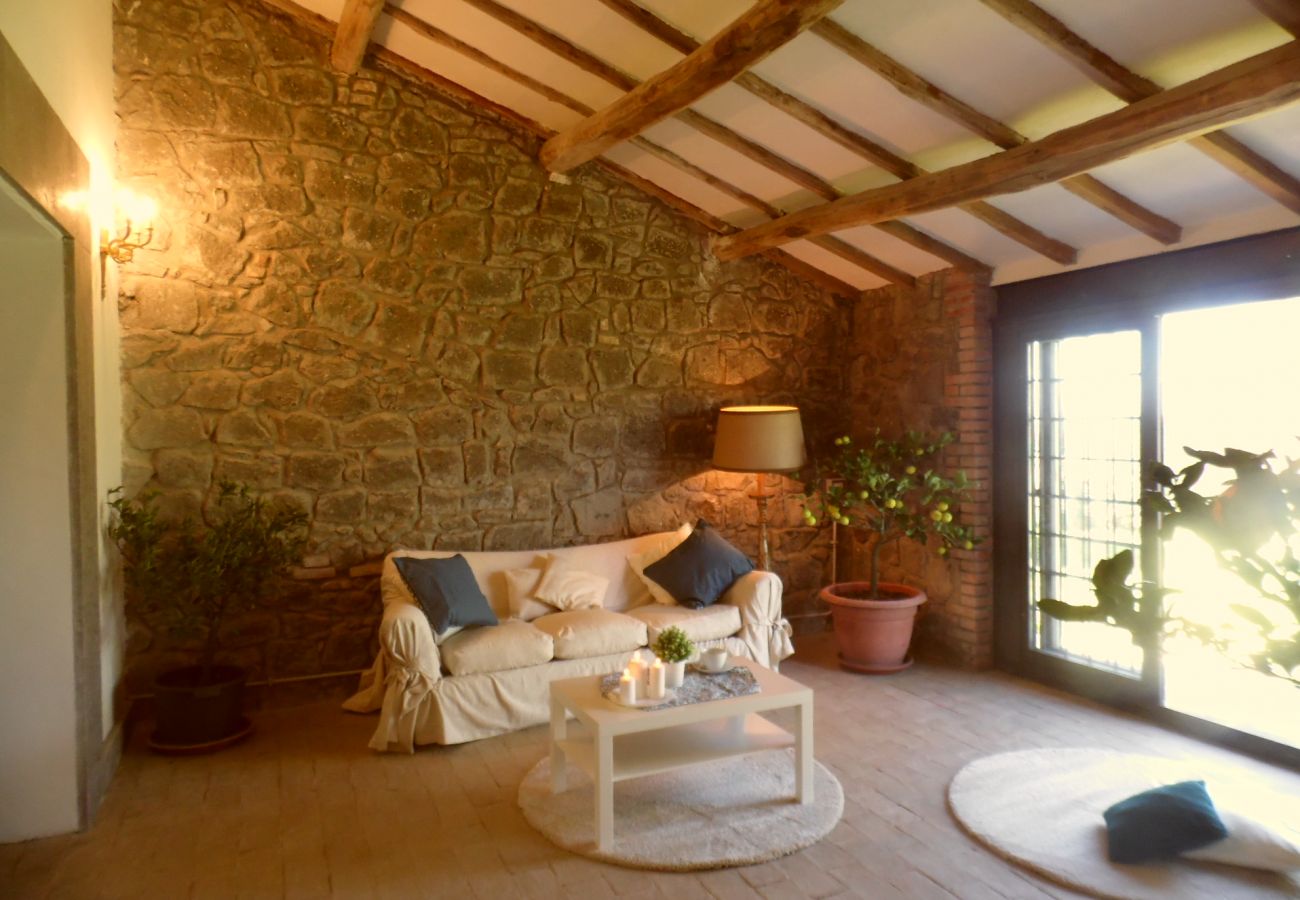 living room in the country house Vallalta in Montefiascone living room in the country house Vallalta in Montefiascone