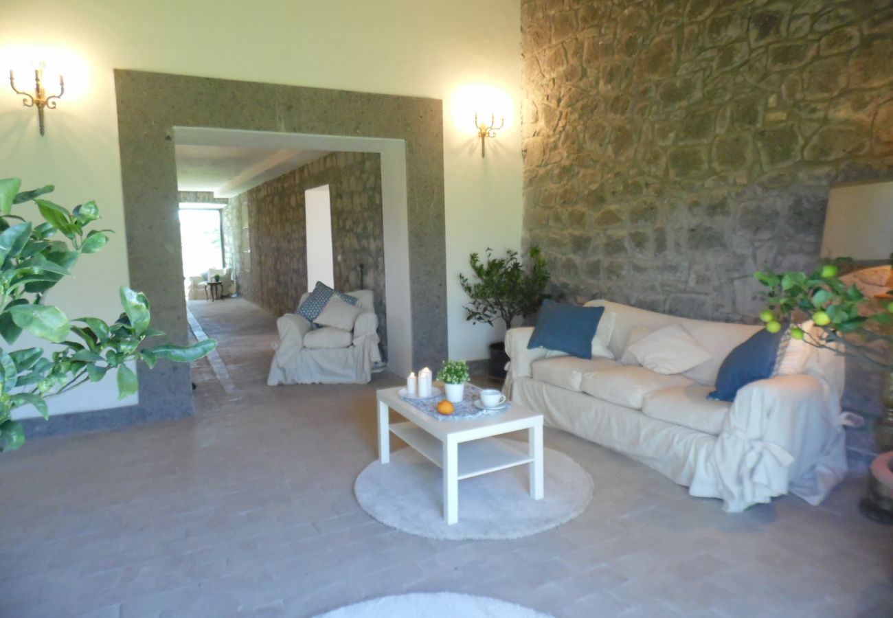 spacious living room in the country house Vallalta in Montefiascone spacious living room in the country house Vallalta in Montefiascone