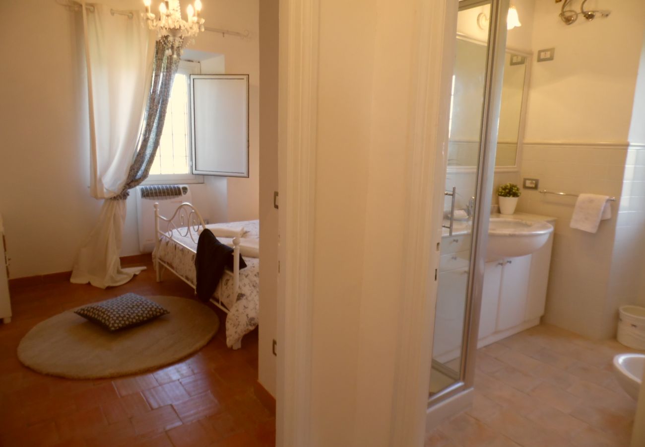 bathroom with shower in the country house in Montefiascone bathroom with shower in the country house in Montefiascone