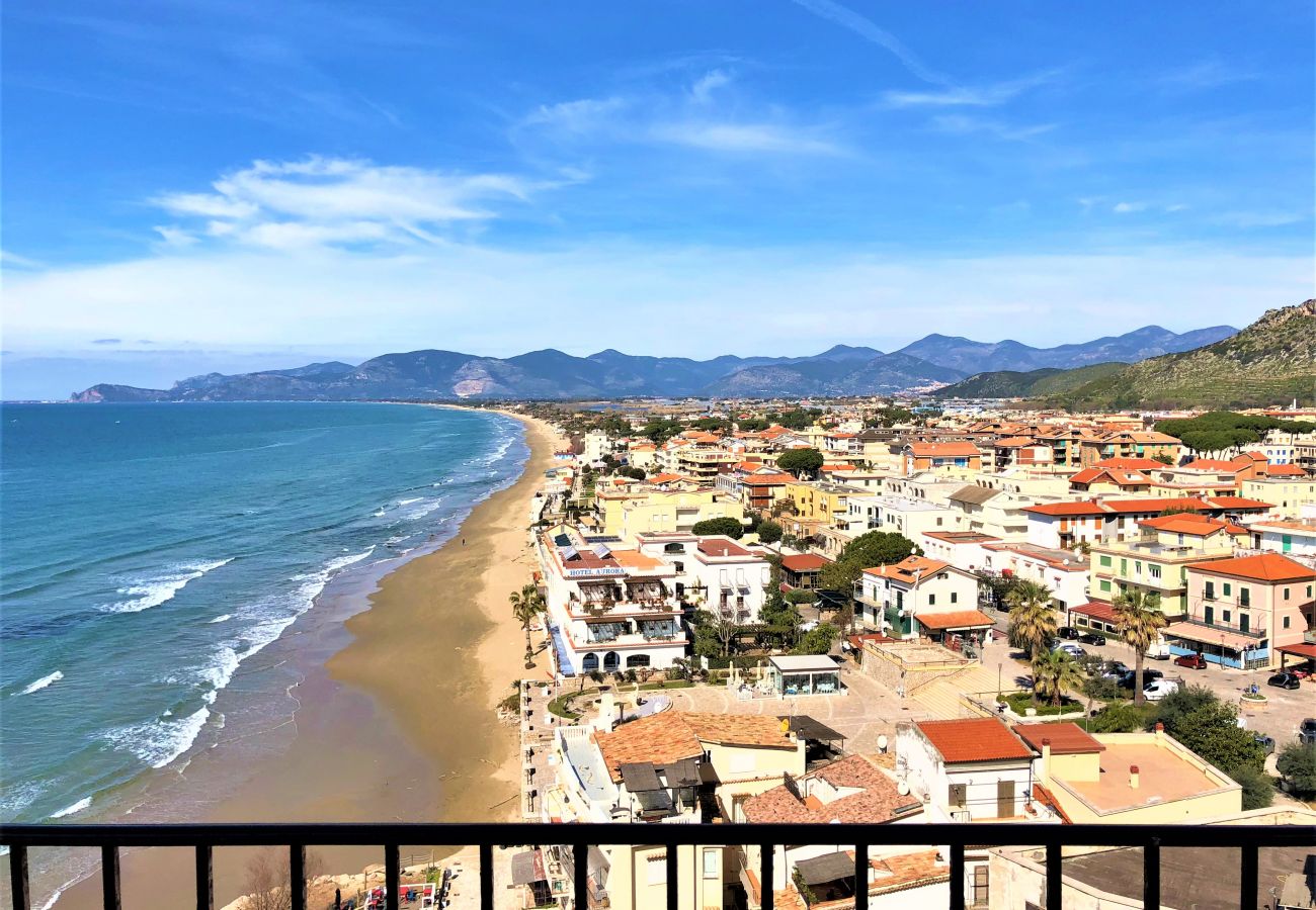 Apartment in Sperlonga - Panoramic Three-Room Apartment in the Historic Center Apartment in Sperlonga - Panoramic Three-Room Apartment in the Historic Center