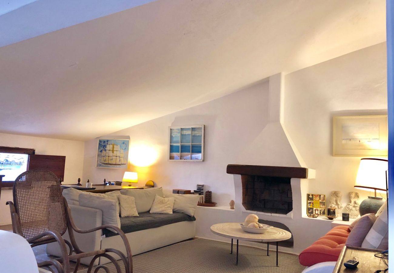 Apartment in Sperlonga - Independent historic residence with a sea-view terrace Apartment in Sperlonga - Independent historic residence with a sea-view terrace