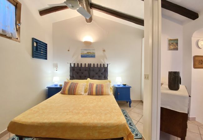 Apartment in Sperlonga - Tiny apartment with sea view Apartment in Sperlonga - Tiny apartment with sea view