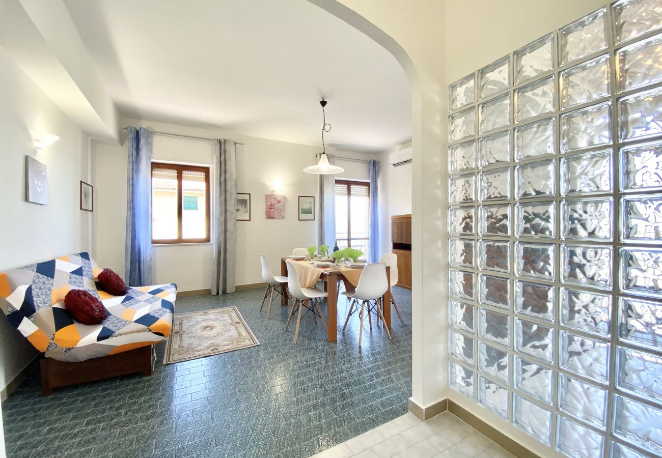 Apartment in Sperlonga - Seaside apartment with sea view Apartment in Sperlonga - Seaside apartment with sea view