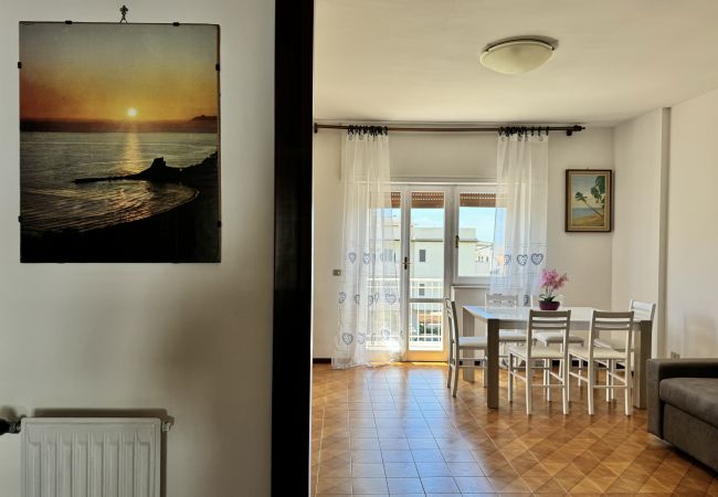 Apartment in Sperlonga - Bright apartment a stone's throw from the sea Apartment in Sperlonga - Bright apartment a stone's throw from the sea