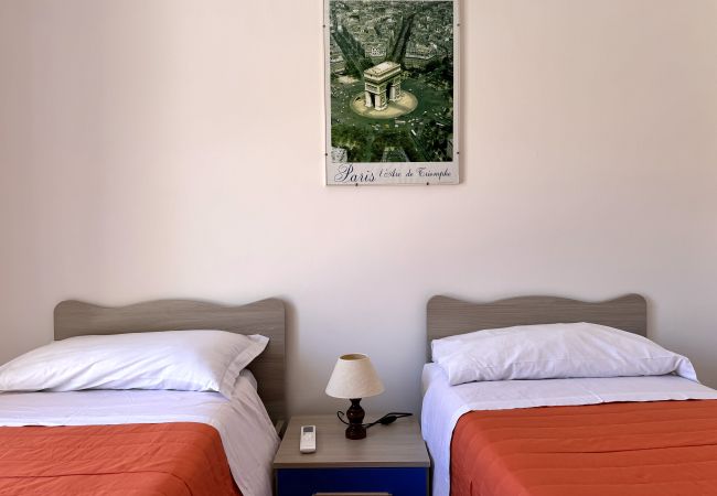 Apartment in Sperlonga - Bright apartment a stone's throw from the sea Apartment in Sperlonga - Bright apartment a stone's throw from the sea