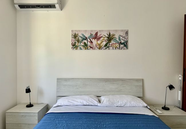 Apartment in Sperlonga - Bright apartment a stone's throw from the sea Apartment in Sperlonga - Bright apartment a stone's throw from the sea