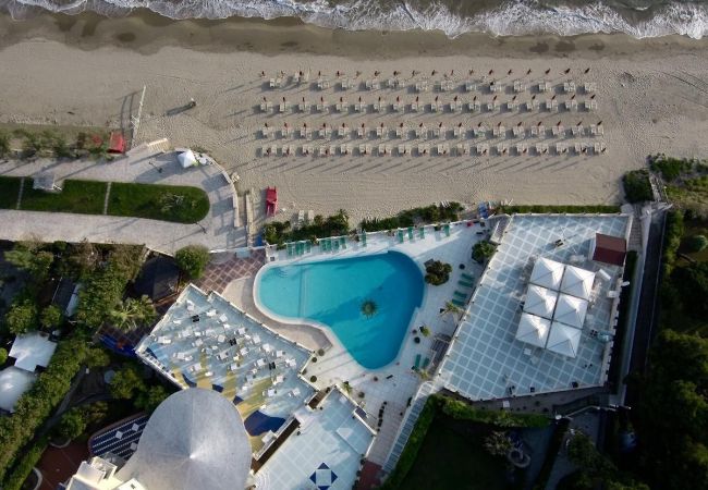 Apartment in Sperlonga - Bright apartment a stone's throw from the sea Apartment in Sperlonga - Bright apartment a stone's throw from the sea