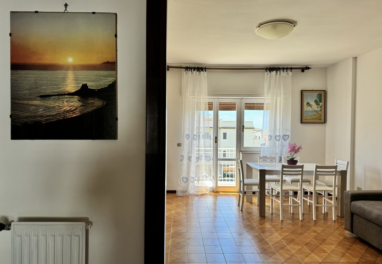 Apartment in Sperlonga - Bright apartment a stone's throw from the sea Apartment in Sperlonga - Bright apartment a stone's throw from the sea