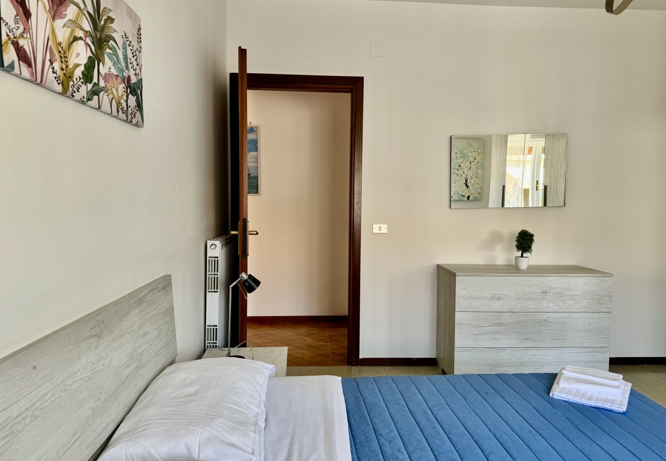 Apartment in Sperlonga - Bright apartment a stone's throw from the sea Apartment in Sperlonga - Bright apartment a stone's throw from the sea