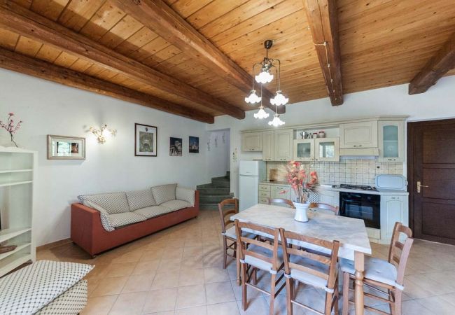  in Bolsena - Casa 1 Holiday home for up to 4 people with pool and beach access.