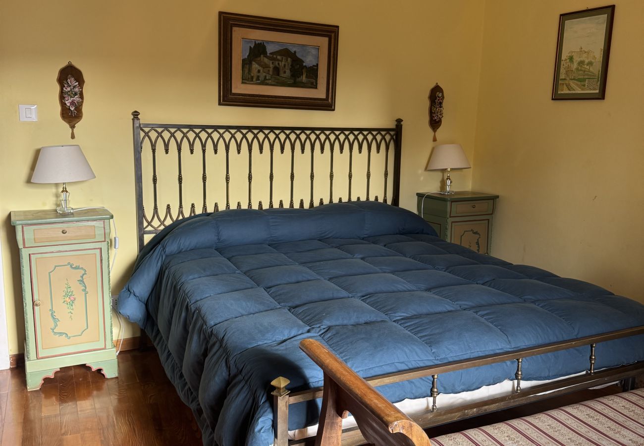 Apartment in Bolsena - The Garden Of History