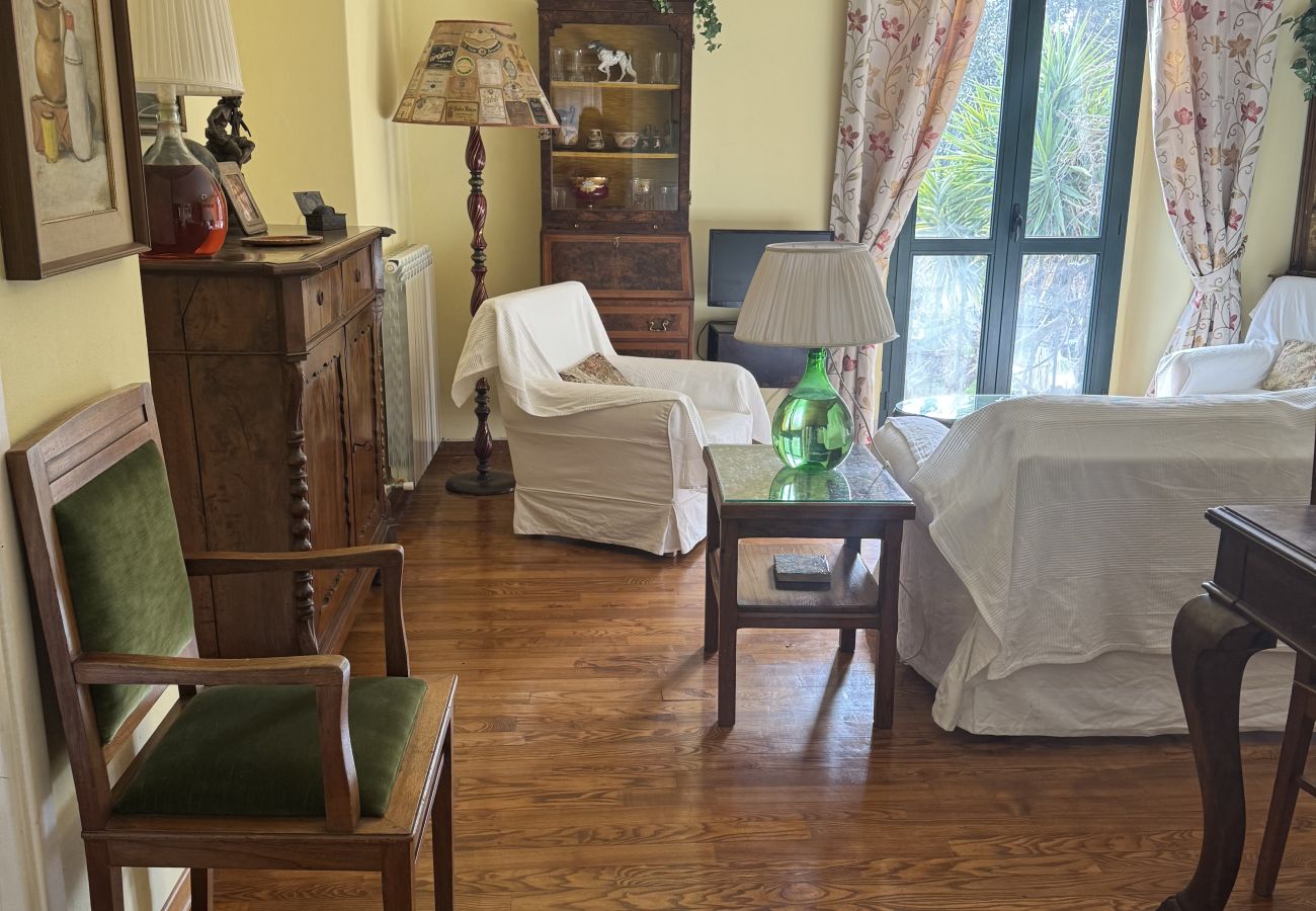 Apartment in Bolsena - The Garden Of History