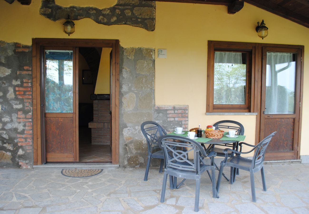 Apartment in Viterbo - Agriturismo Tenuta Serpepe - Fiordaliso Piccolo
