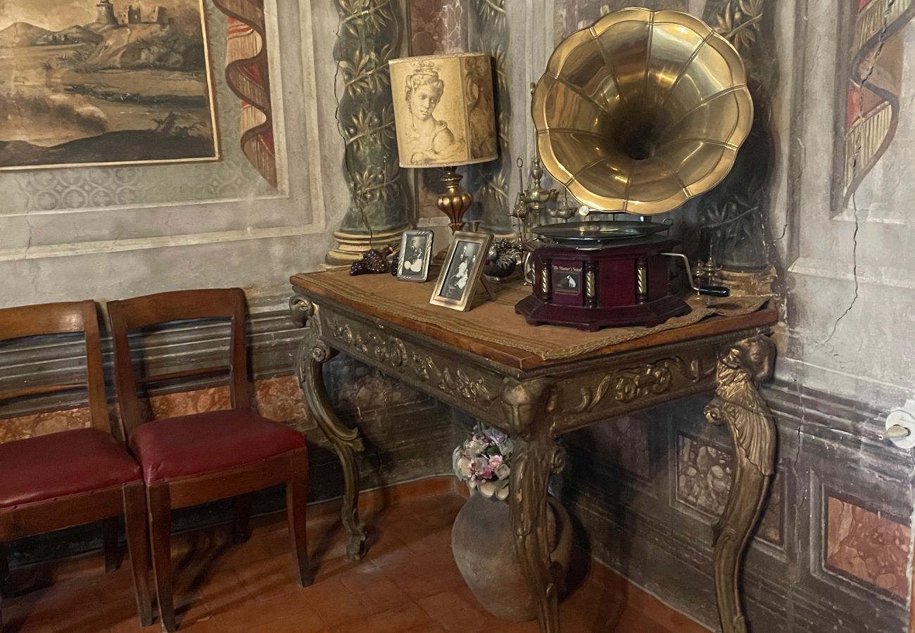 Apartment in Gradoli - Casa Vacanze - Palazzo Galeotti